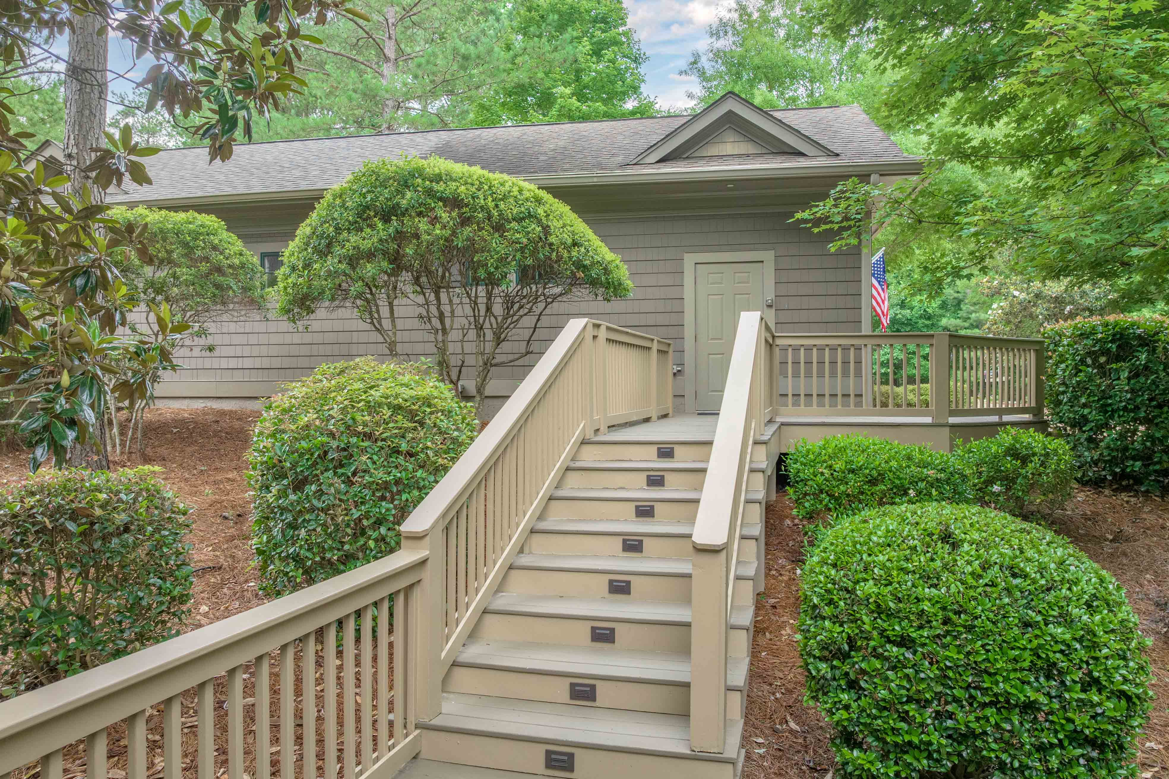 1020 Sallie's View image 47